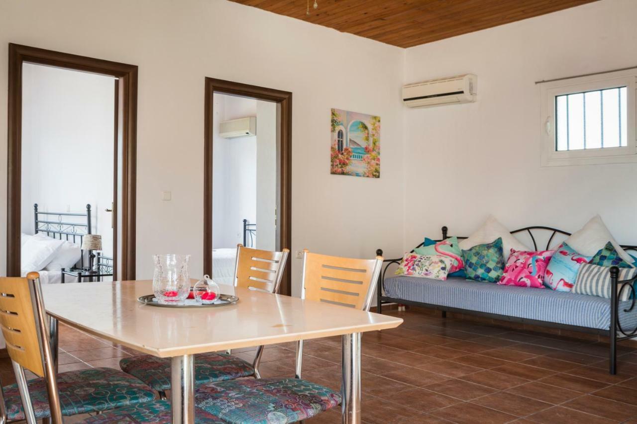 Ferienwohnung Casa Tselente Katsaráta Exterior foto
