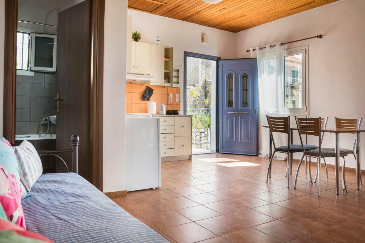 Ferienwohnung Casa Tselente Katsaráta Exterior foto