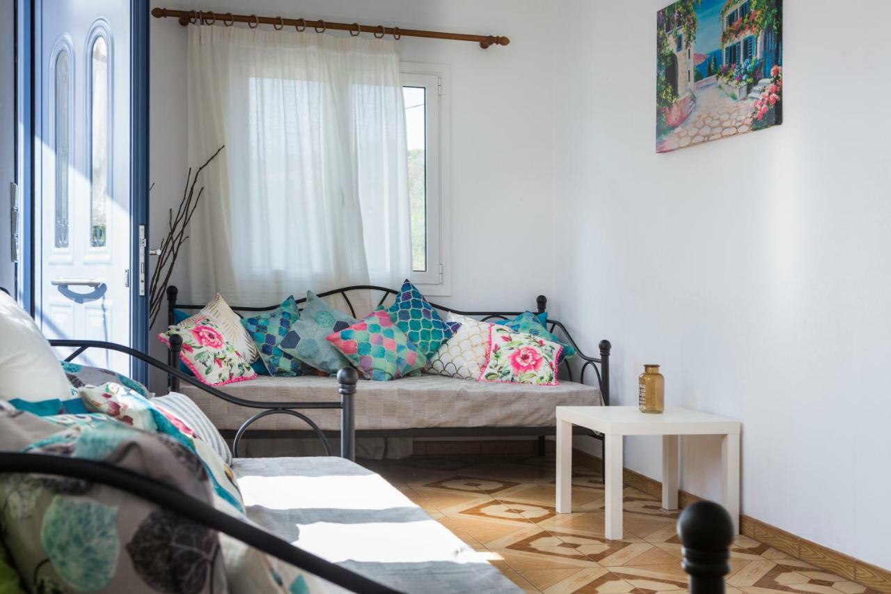 Ferienwohnung Casa Tselente Katsaráta Exterior foto