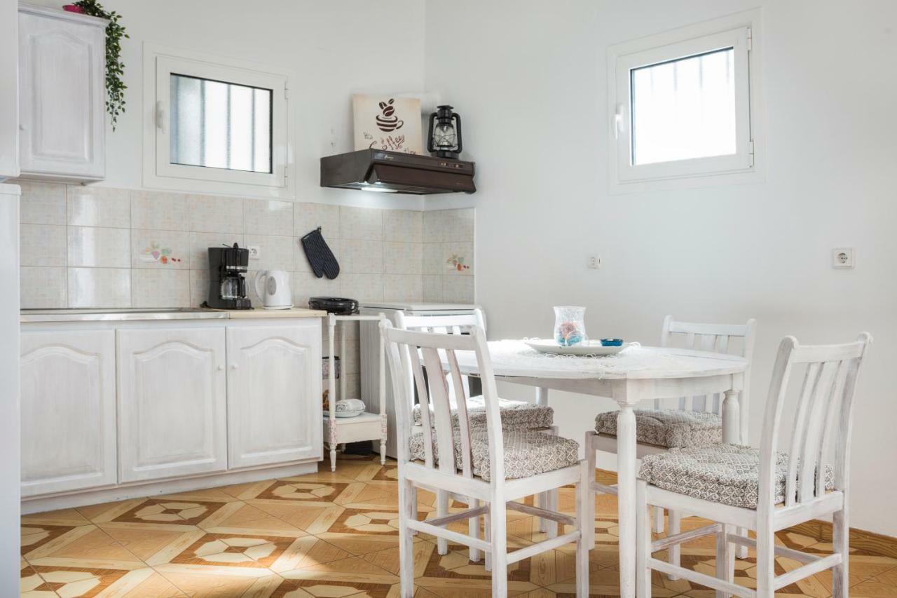 Ferienwohnung Casa Tselente Katsaráta Exterior foto